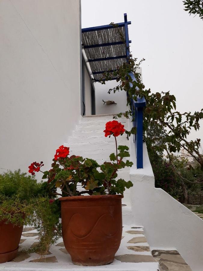Aloni Apartment กามิลารี ภายนอก รูปภาพ